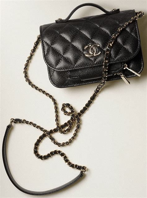 chanel clutch with chain australia|Pre.